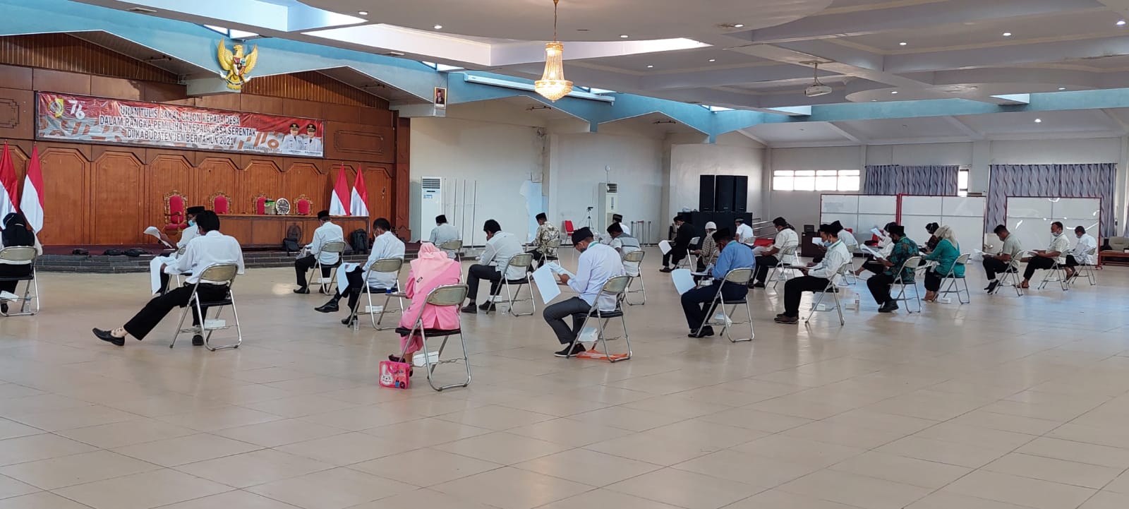 TES TULIS BAKAL CALON KEPALA DESA DALAM RANGKA PELAKSANAAN TAHAPAN PILKADES 2021