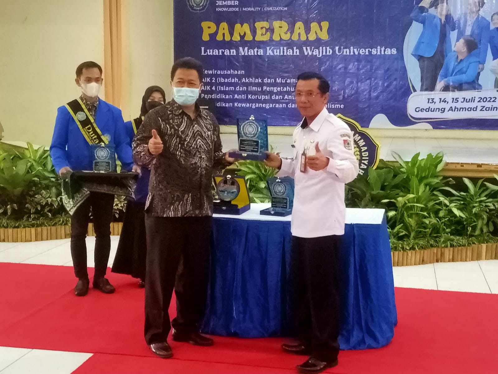 LAUNCHING EXIM CORNER DI UNIVERSITAS MUHAMMADIYAH JEMBER BERSAMA BEA CUKAI JEMBER