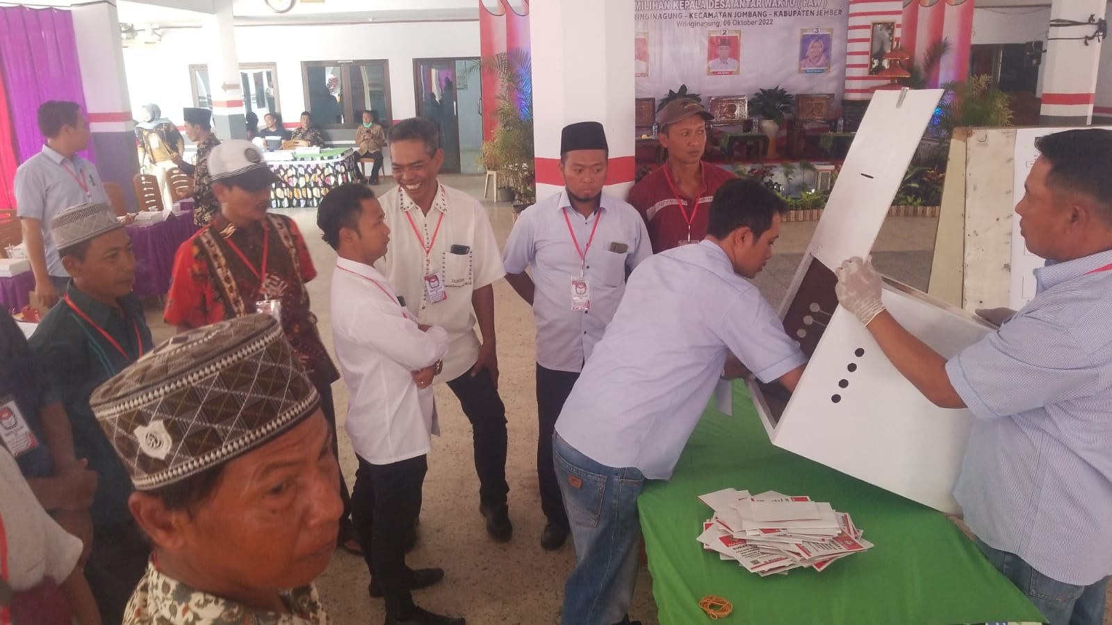 PILKADES ANTAR WAKTU 12 DESA TAHUN 2022 DI KABUPATEN JEMBER