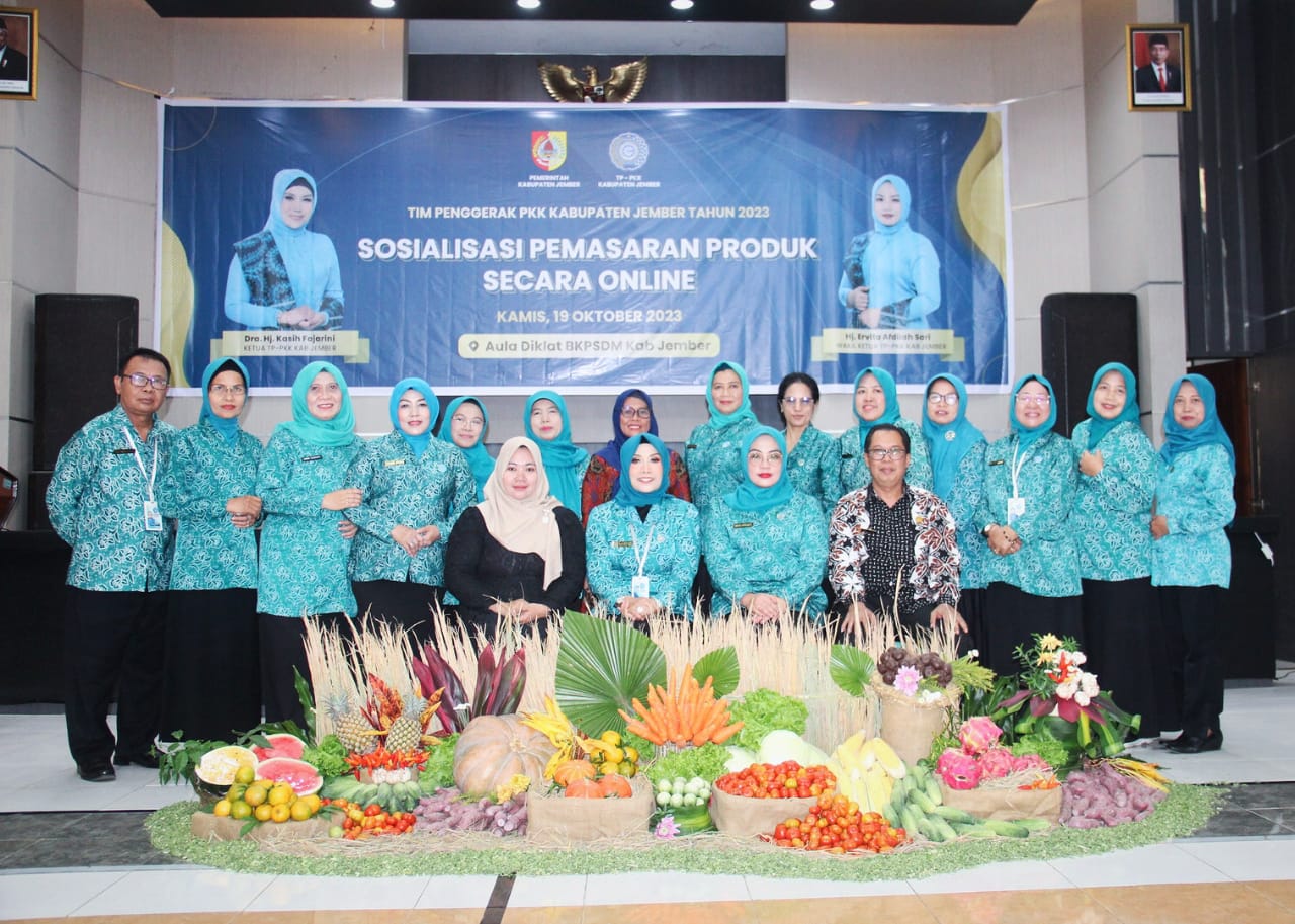 SOSIALISASI PEMASARAN PRODUK SECARA ONLINE OLEH TP PKK KABUPATEN JEMBER TAHUN 2023